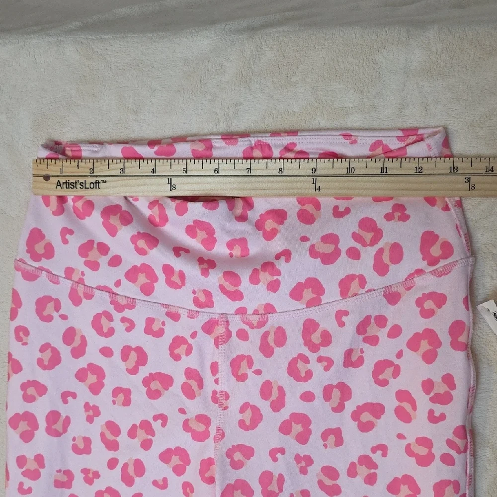 NEW Belk Cabana By Crown & Ivy Pink Animal Print‎ Kids Leggings